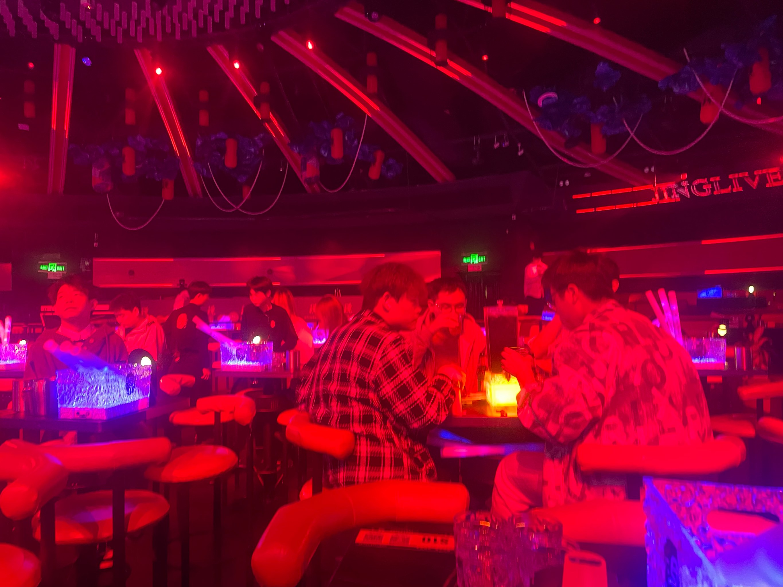 安阳商务KTV预订指南-安阳县ktv预定